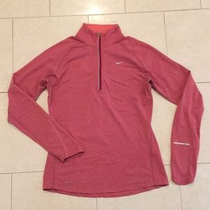 NIKE DRI-FIT long sleeve 1/4 Zip